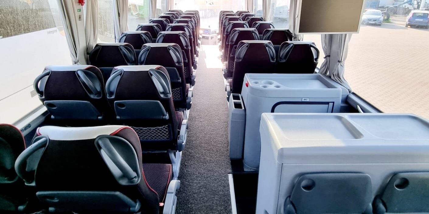 WhatsApp Image 2024-02-19 at 23.26.51 Transport na lotnisko Poznań